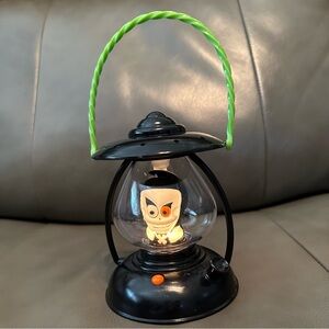 Retro Halloween lighted lantern by Hilco